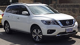 2018 Nissan Pathfinder (R52 MY18) ST-L wagon (2018-09-28) 01.jpg